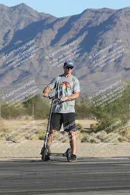 media/Oct-30-2025-Racers Edge (Thu) [[dabbdaf680]]/1-Around the Pits- Track Walk/